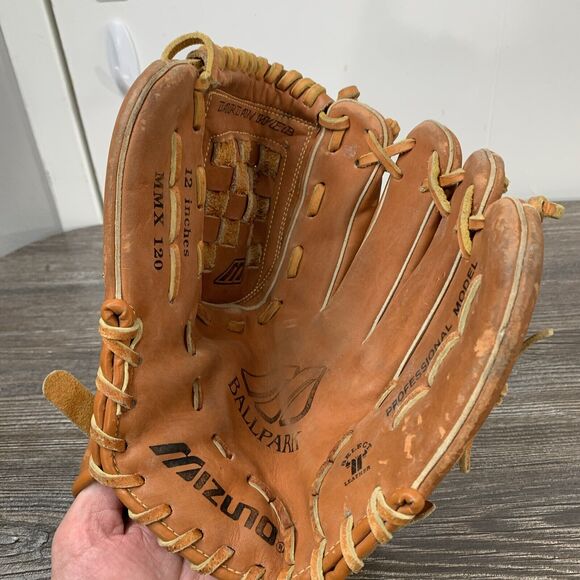 Mizuno MMX120 Professional Model 12 Inches Baseball glove RHT - Picture 10 of 10